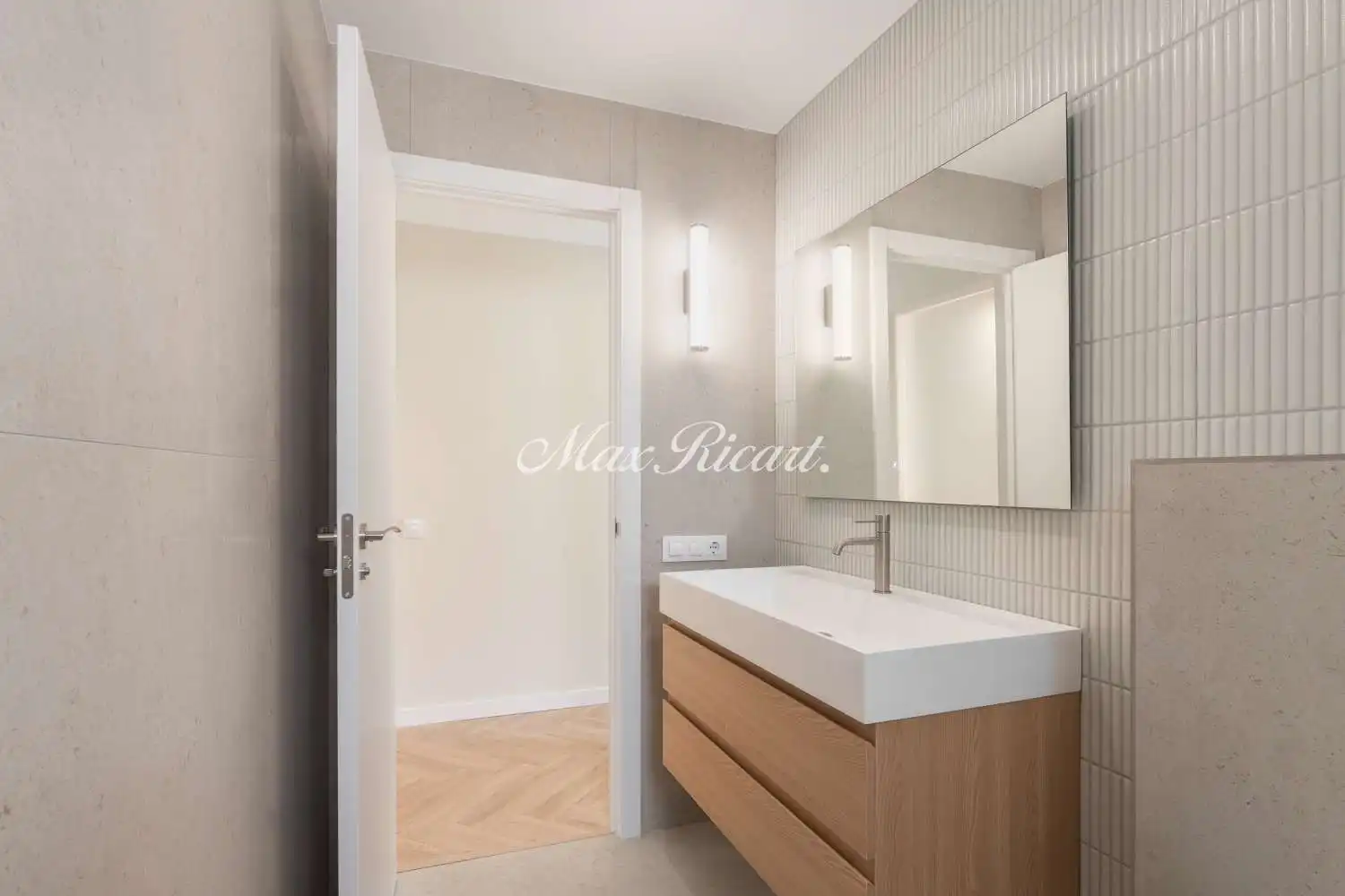 Baño de Piso en venta en Barcelona con Aire acondicionado y Calefacción