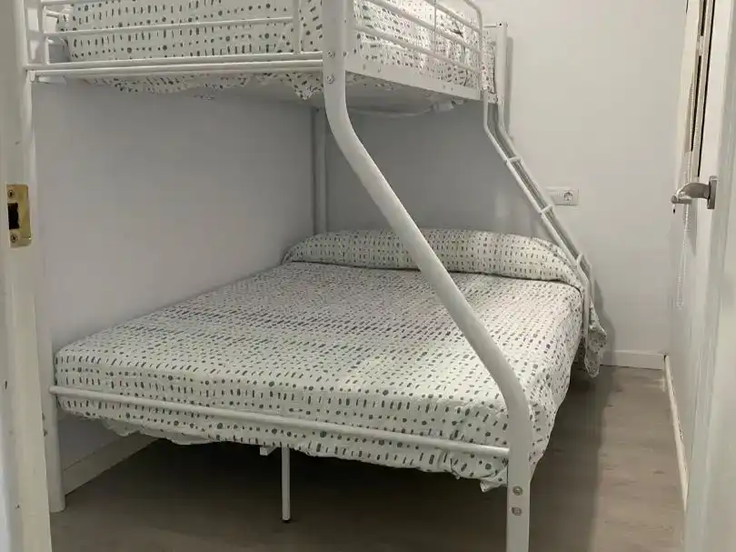 Bedroom of Flat for rent in Calanda, Teruel