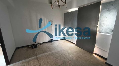 Foto 4 de Piso en venta en Lora del Río, Sevilla