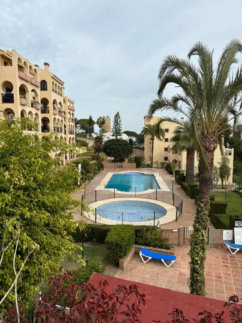 Apartament amb piscina en venda a Riviera del Sol