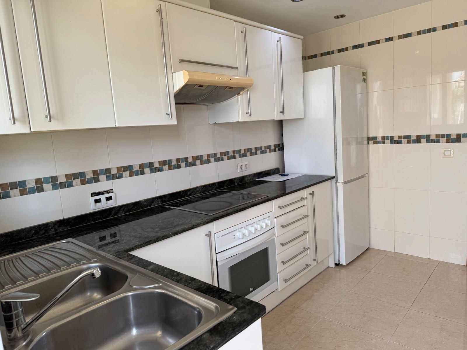 Kitchen of Flat to rent in Manacor  with Private garden, Terrace and Oven