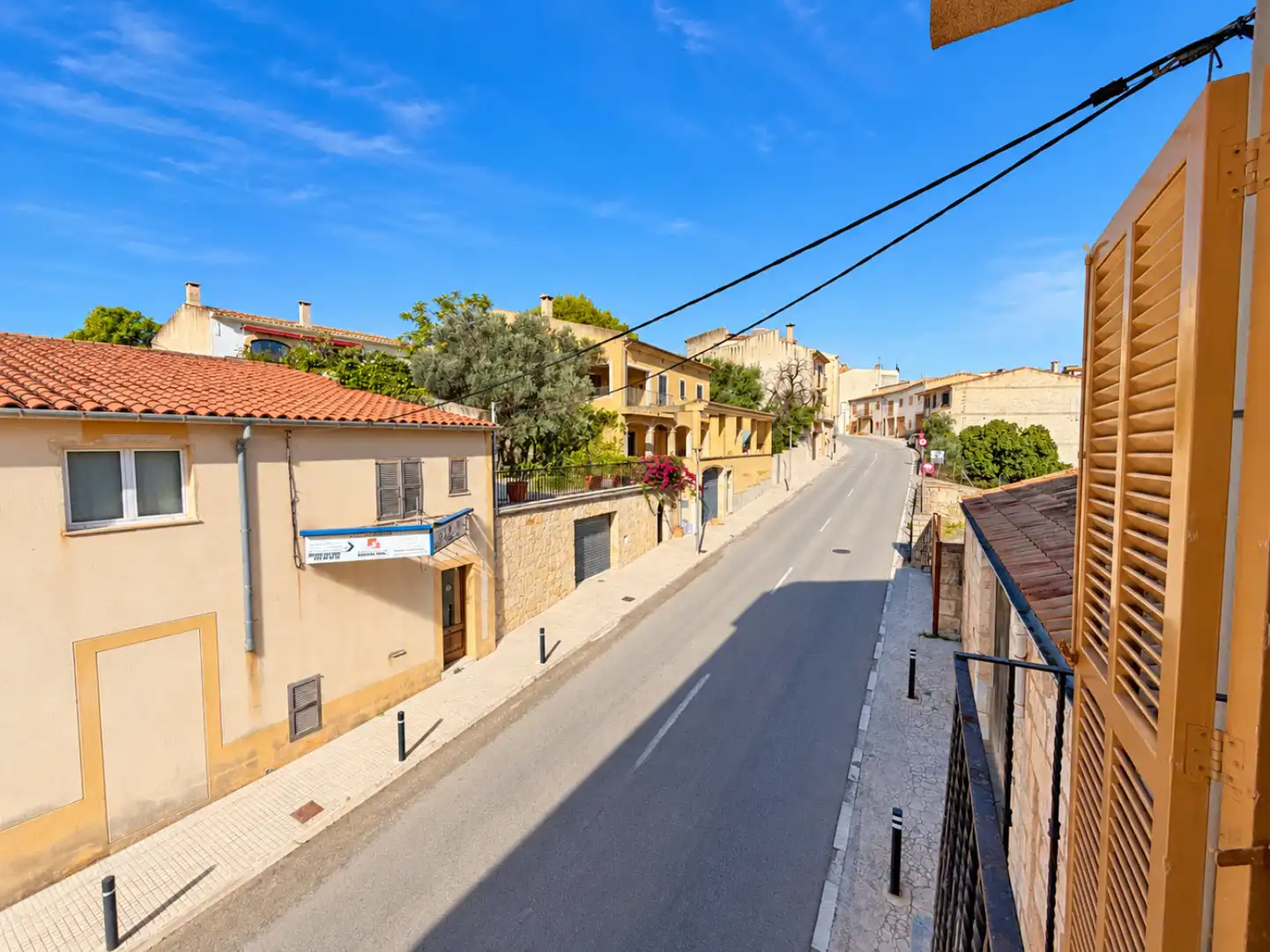 Vista exterior de Piso en venta en Campanet con Calefacción y Jardín privado