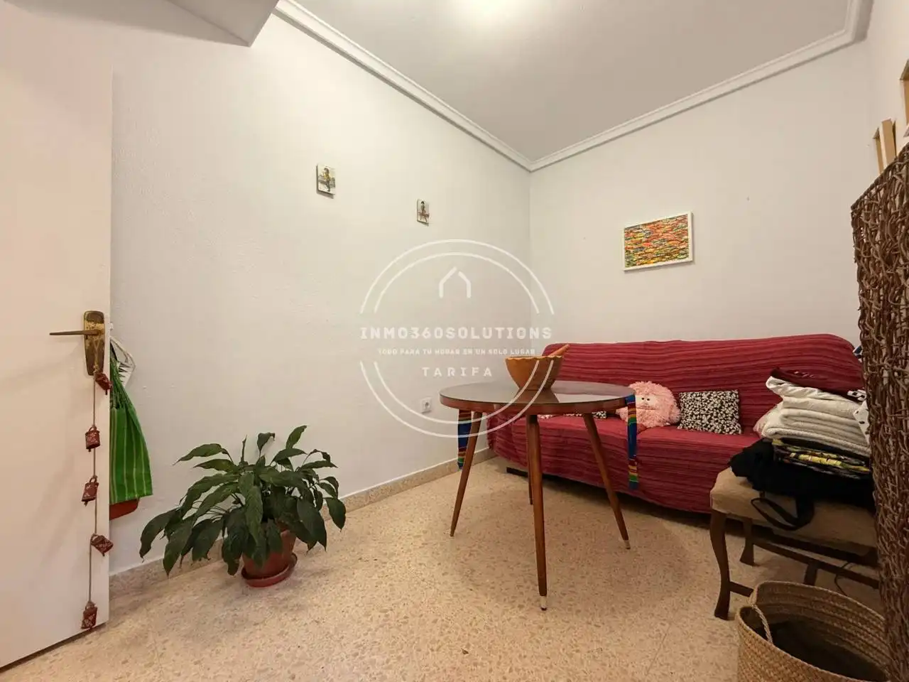Living room of Flat for sale in Tarifa  with Terrace and Furnished