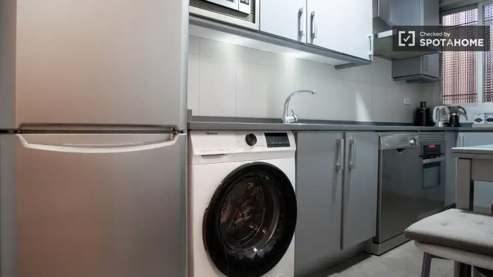 Appartamento con terrazza in affitto a Centro, imagen 5