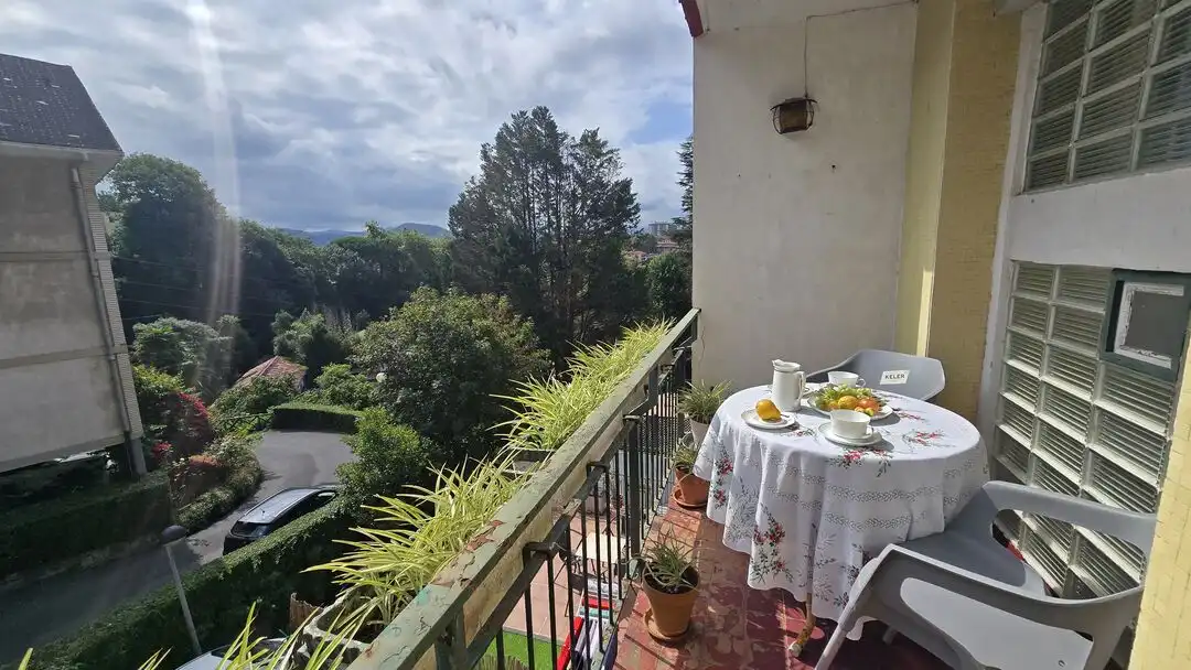 Terrassa de Pis en venda en Donostia - San Sebastián  amb Calefacció