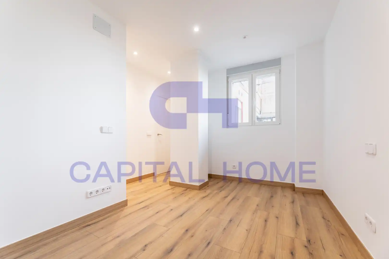 Bedroom of Flat for sale in Fuenlabrada  with Alarm