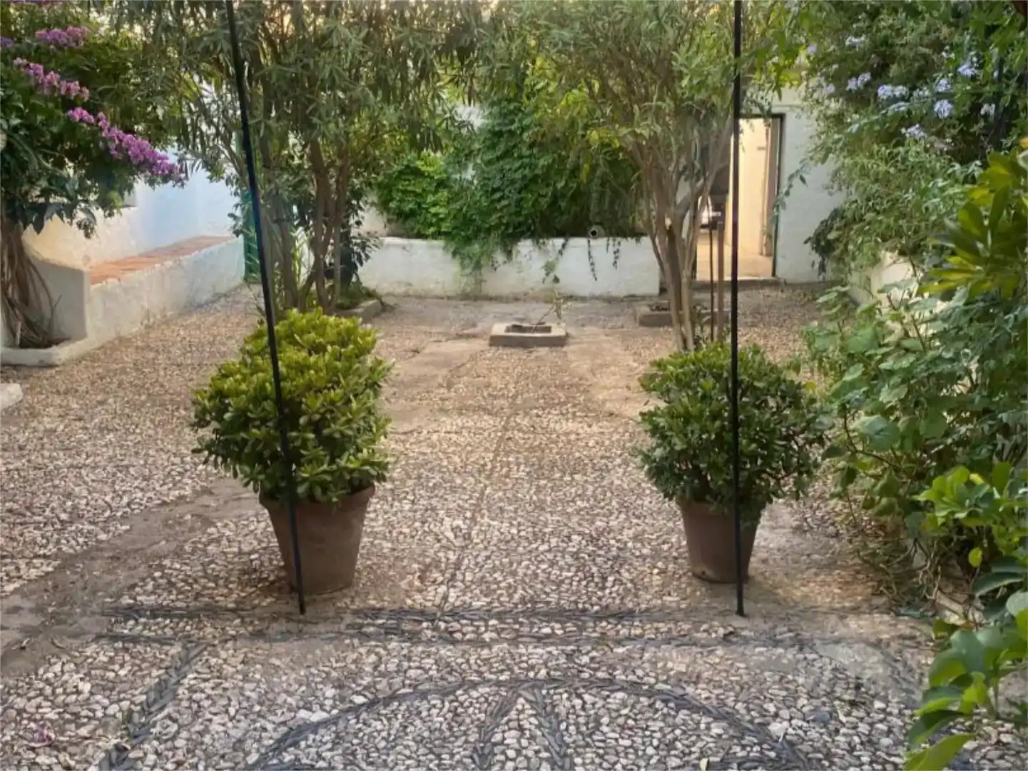 Jardí de Planta baixa en venda en Fuente del Maestre amb Jardí privat, Traster i Moblat