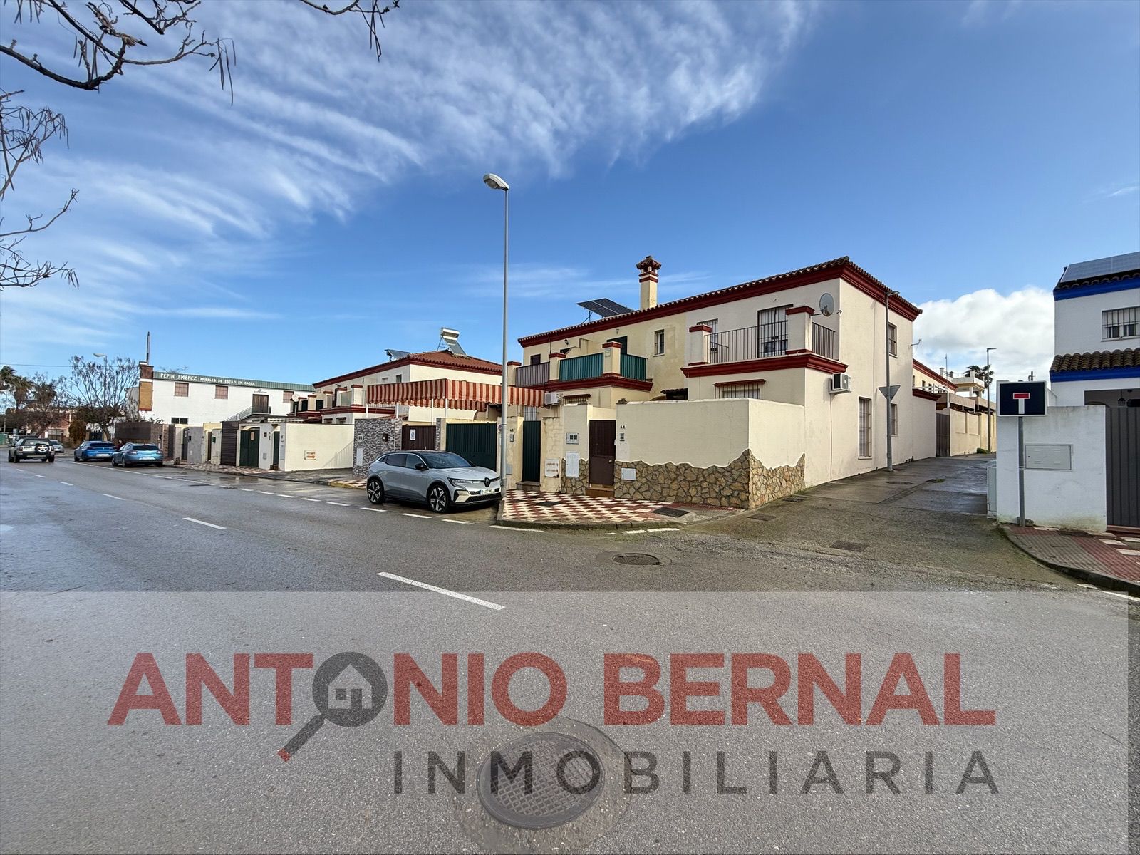 Casa adosada en venda a Las Palmeras - Dehesilla