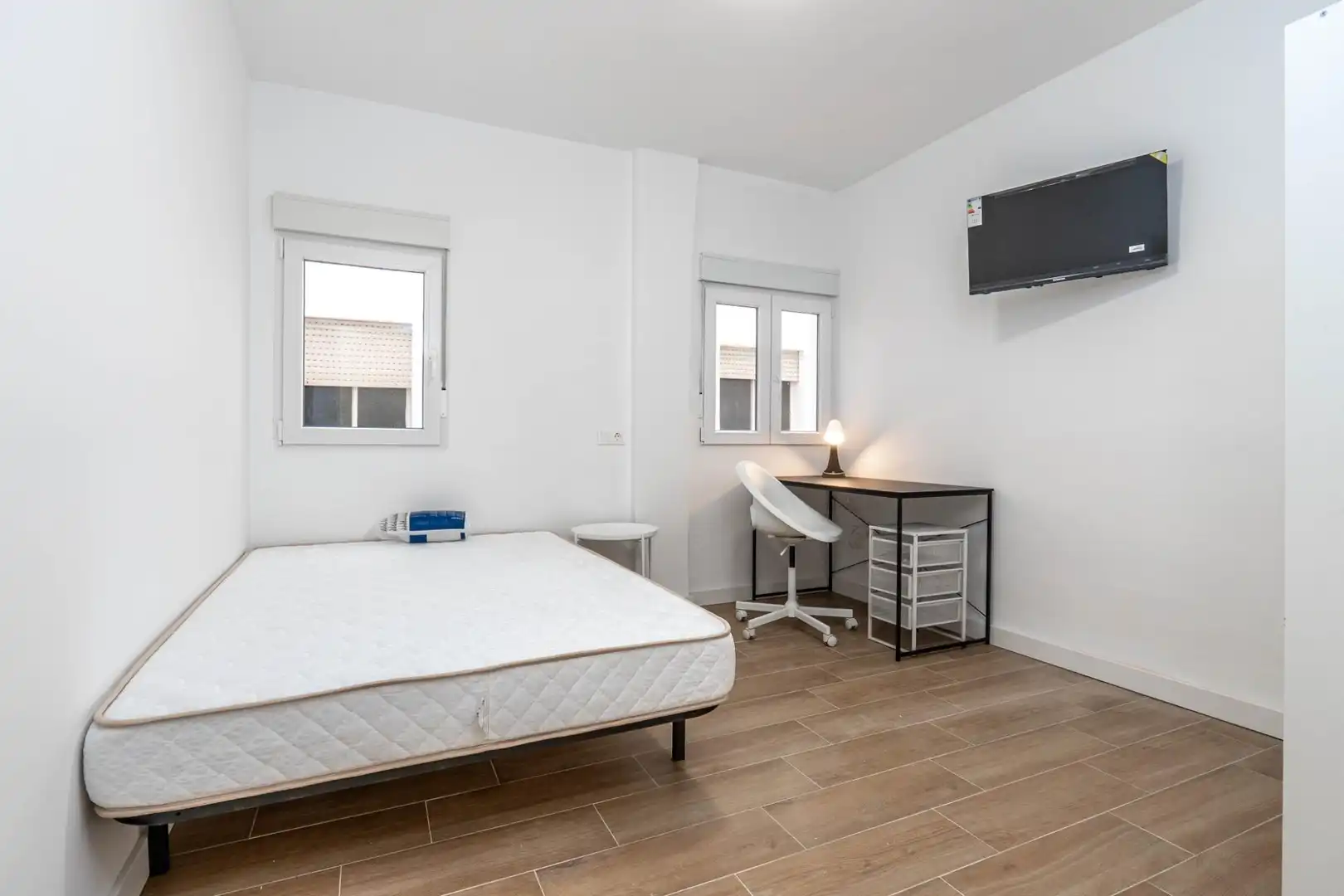 Piso en venta en Calle JUAN DE LA CIERVA, Barrio de Zaidín