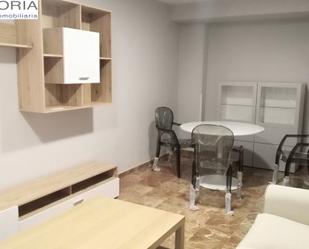 Sala d'estar de Apartament de lloguer en  Granada Capital amb Aire condicionat