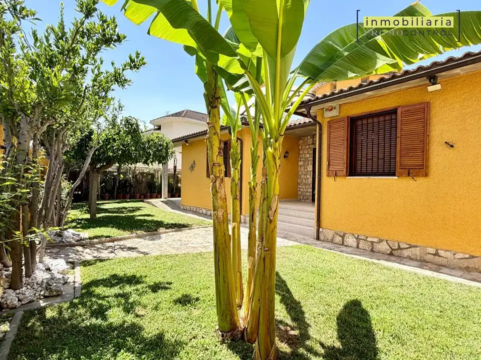 Jardí de Casa o xalet en venda en Zuera amb Aire condicionat, Calefacció i Jardí privat