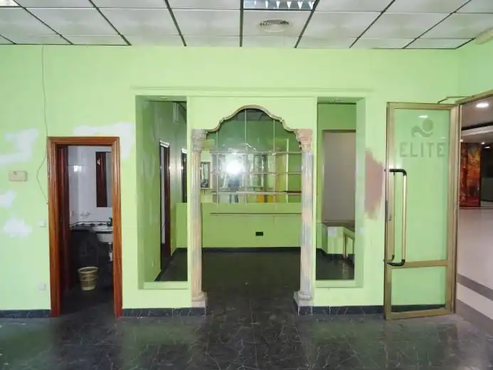 Local en venta en Suroeste - Zona Hospital