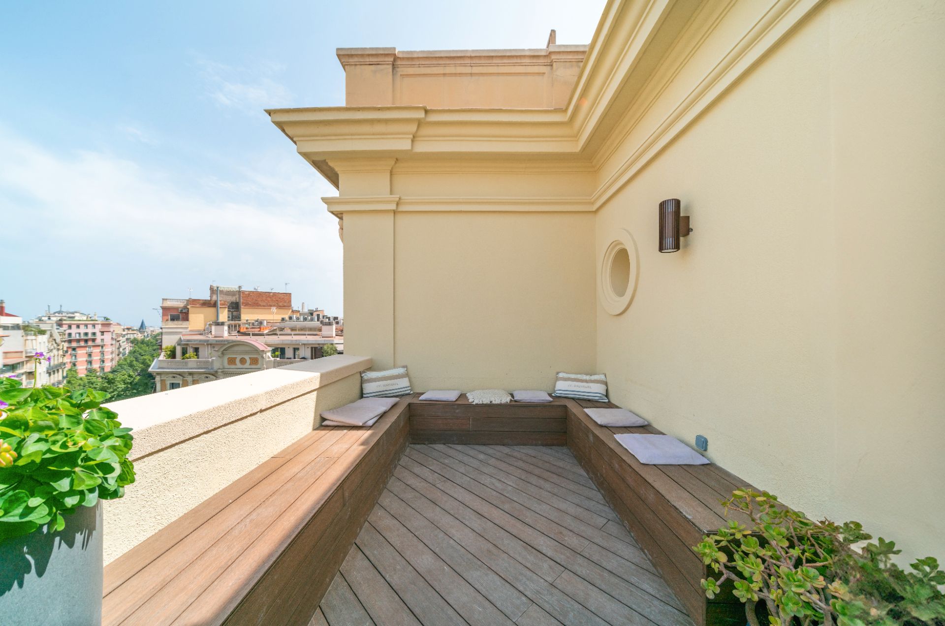 Terrace of Flat for sale in  Barcelona Capital  with Furnished