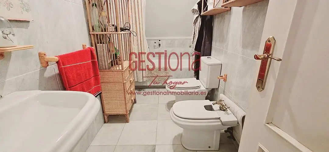 Baño de Casa o chalet en venta en Solórzano con Jardín privado, Amueblado y Alarma