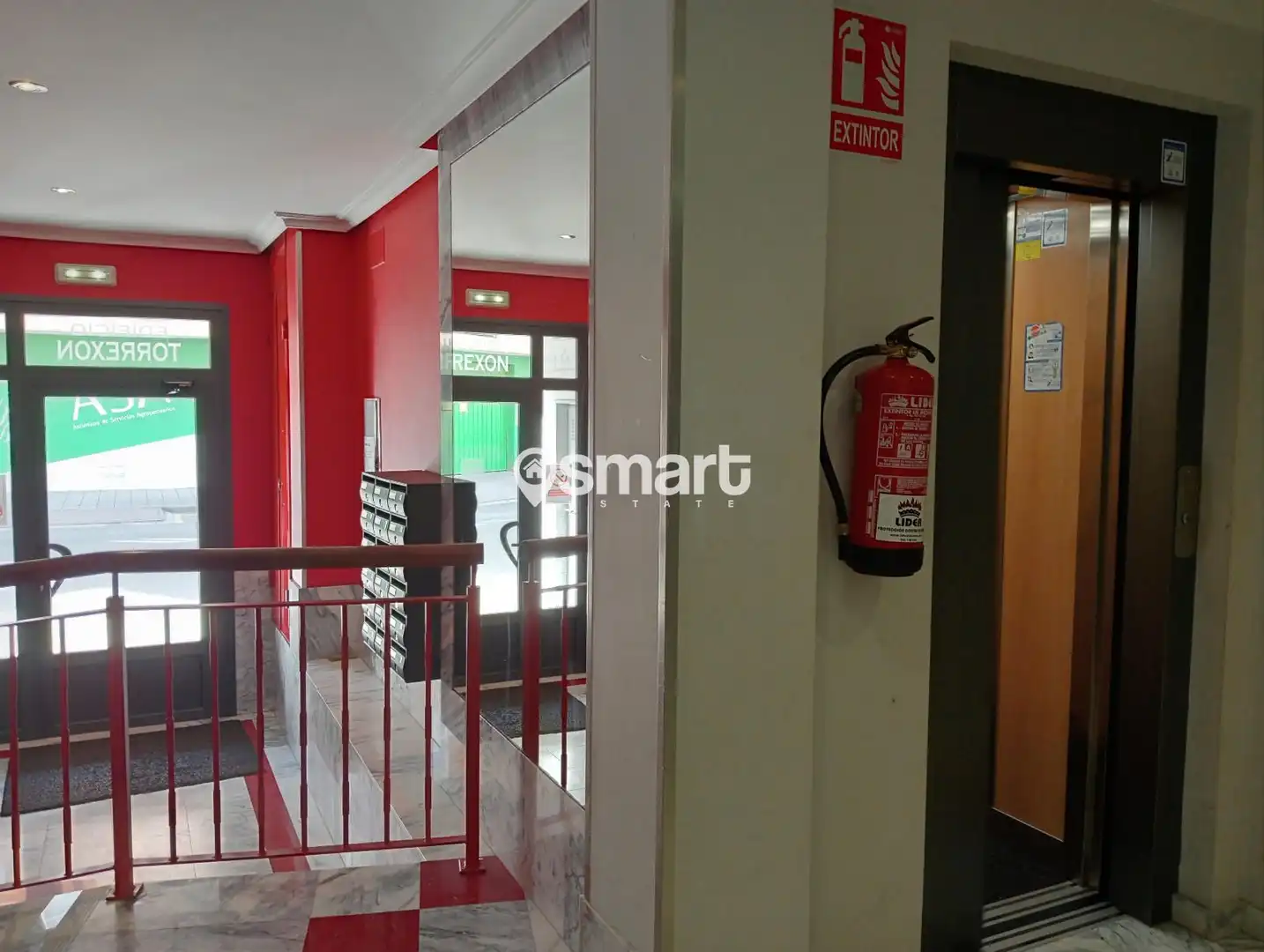 Piso en venta en Av La Vega de Santiago, 44, Posada - Barro