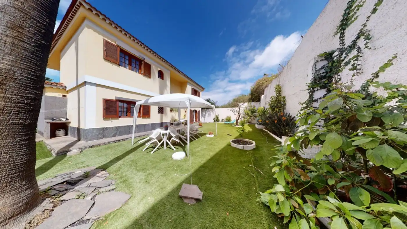 Jardí de Casa o xalet en venda en Las Palmas de Gran Canaria amb Jardí privat, Terrassa i Traster