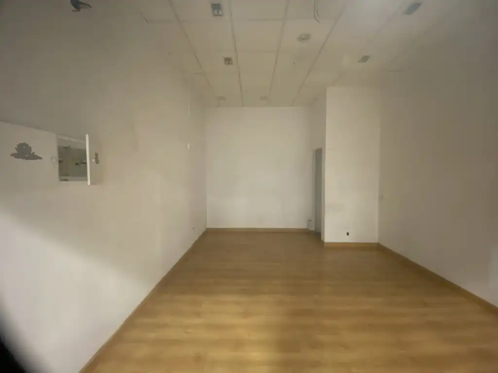 Local comercial en venda a Paseo Pere Iii, imagen 2