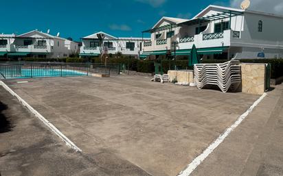 Exterior view of House or chalet for sale in San Bartolomé de Tirajana  with Air Conditioner, Terrace and Swimming Pool