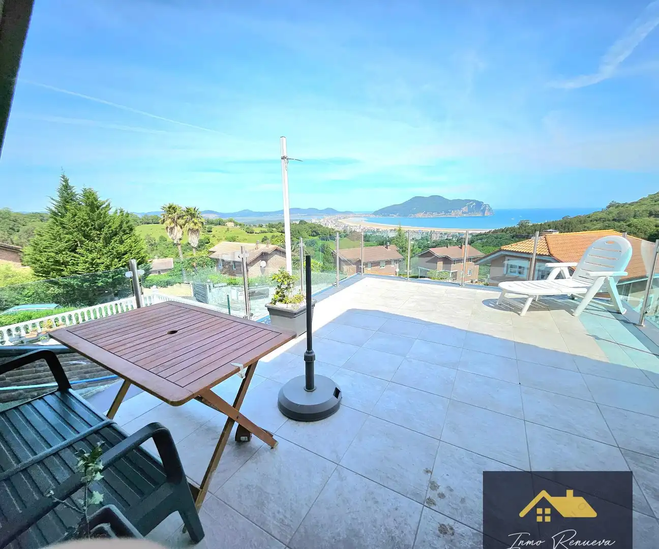 Terraza de Casa o chalet en venta en Limpias, Cantabria