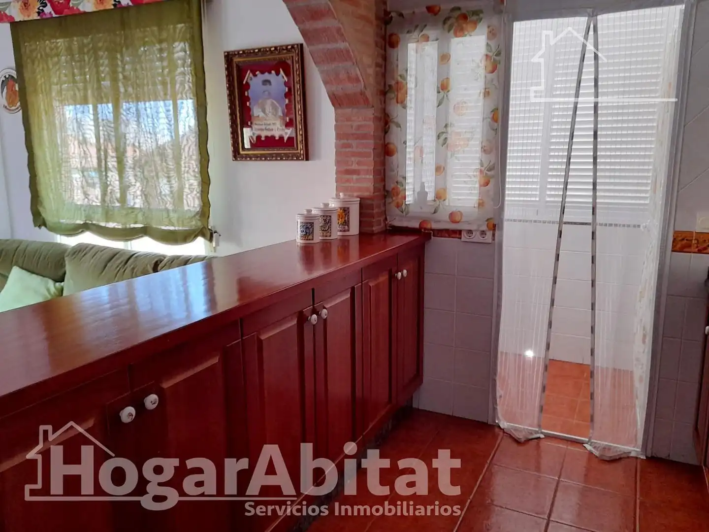 Küche von Wohnung zum Verkauf in Cullera mit Klimaanlage und Balkon