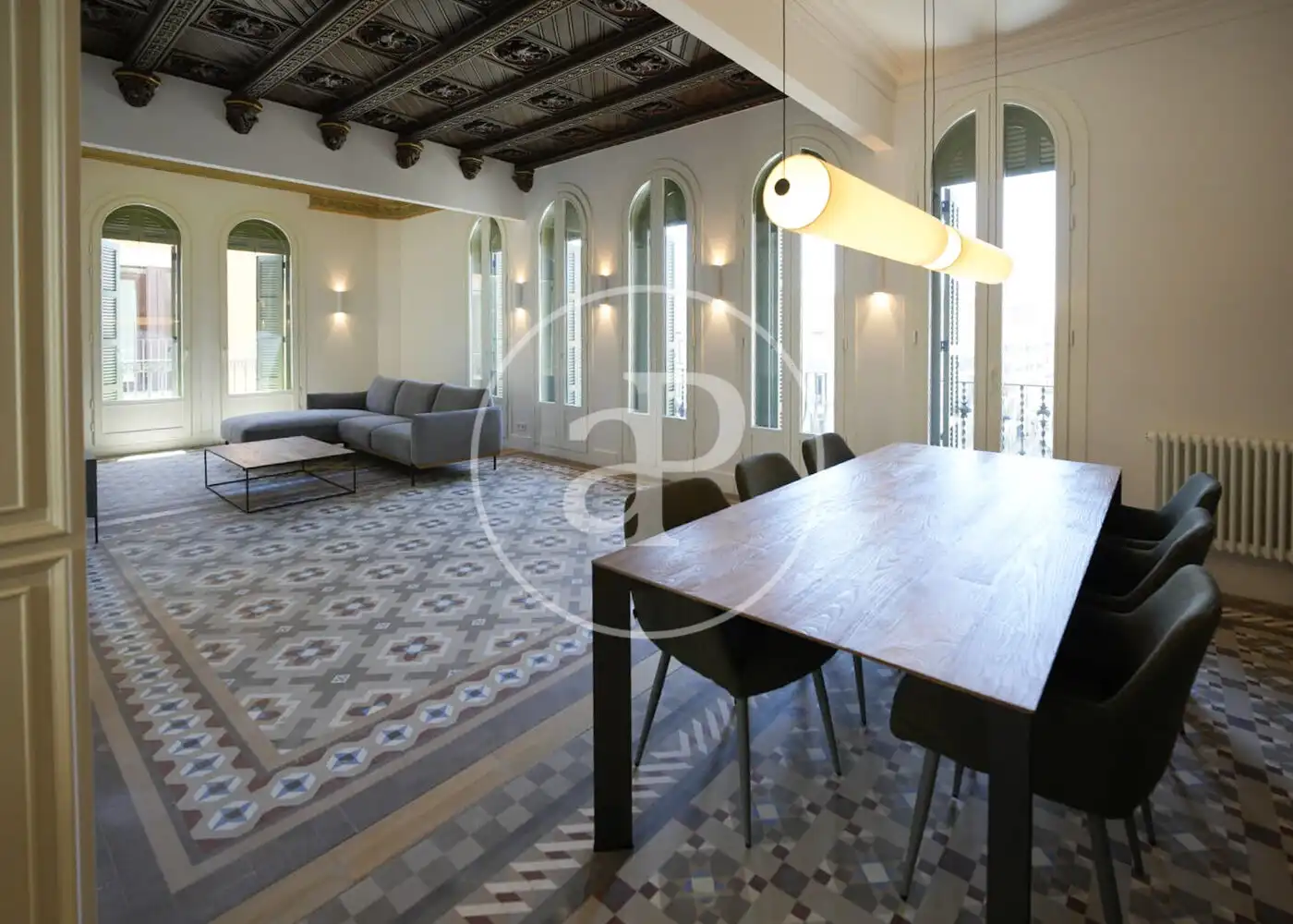Comedor de Piso de alquiler en Barcelona con Aire acondicionado, Calefacción y Amueblado