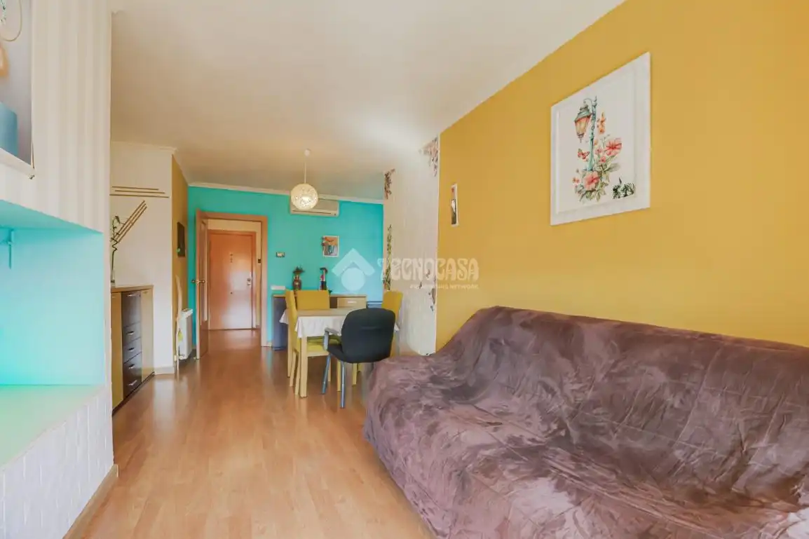 Habitación de Piso en venta en Sant Feliu de Llobregat con Aire acondicionado y Balcón