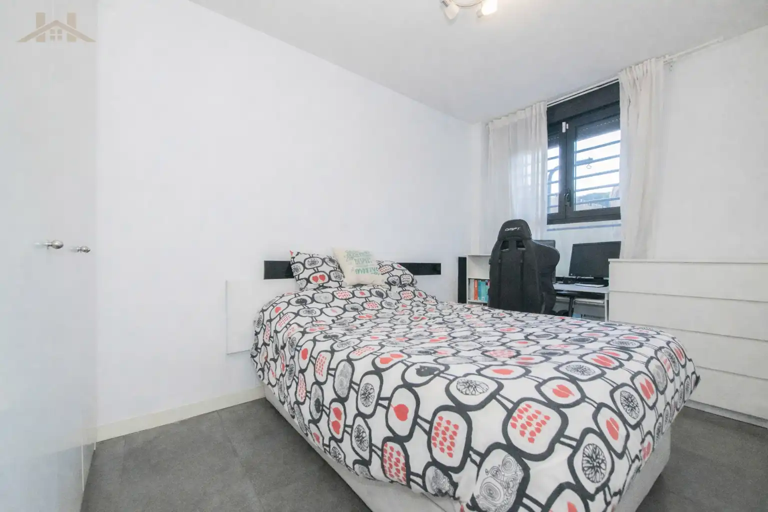 Bedroom of Flat for sale in Alcobendas  with Air Conditioner, Heating and Private garden