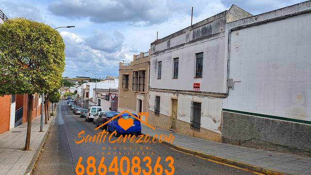 Casa-chalet en Venta en Avenida de Santa María, 6 en Montilla