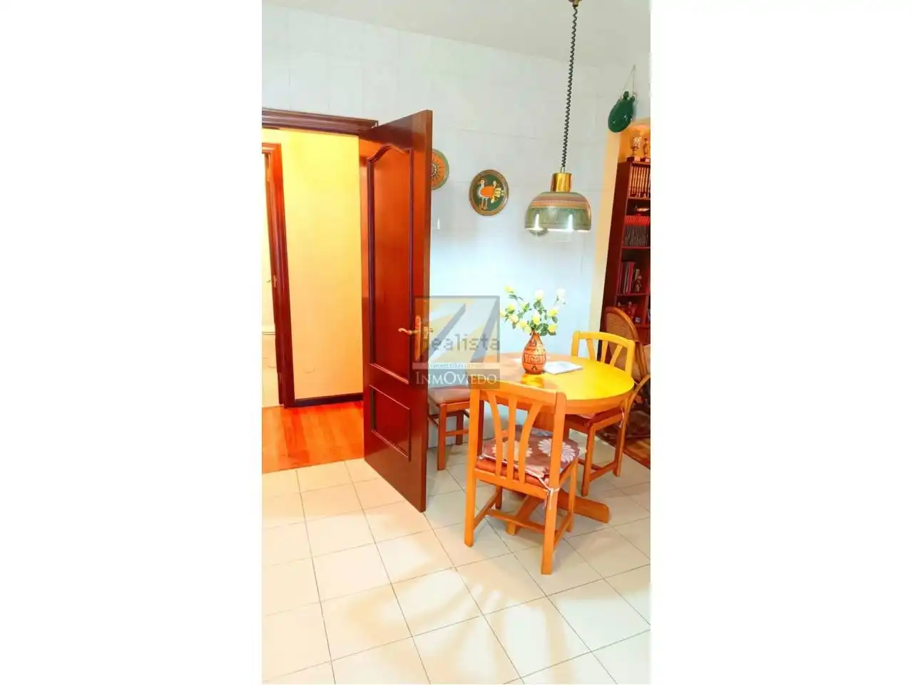 Comedor de Piso en venta en Parres con Calefacción, Terraza y Trastero