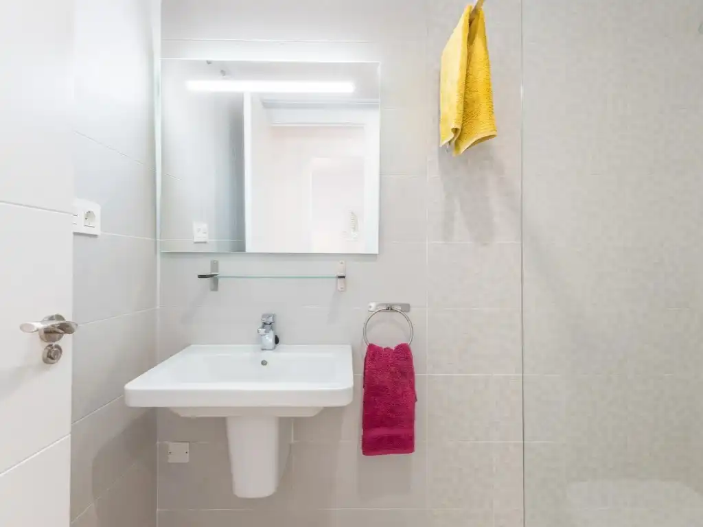 Bany de Casa o xalet de lloguer en Santa Pola amb Aire condicionat, Piscina i Moblat