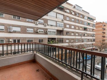 Appartamento con ascensore in vendita a Calle PEDRO ANTONIO DE ALARCON 34