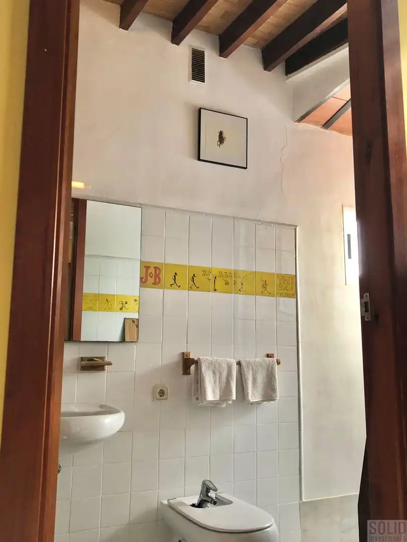 Bathroom of Flat for rent in Valencia  with Air Conditioner, Heating and Storage room
