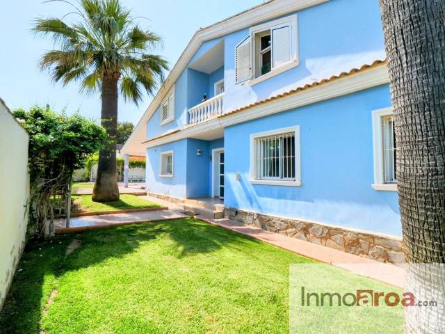 Casa-chalet en Venta en Montepilar