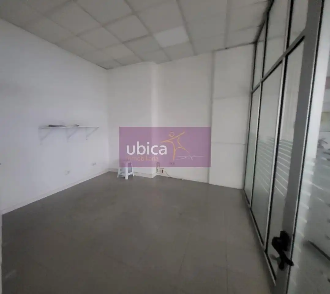 Local comercial de lloguer a Centro Urbano, imagen 7