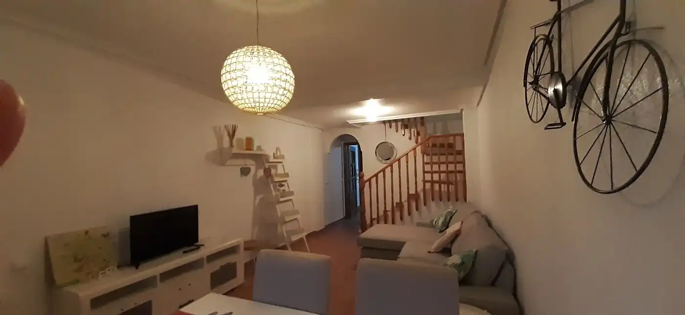 Wohnzimmer von Einfamilien-Reihenhaus zur Miete in Elche / Elx mit Privatgarten, Terrasse und Möbliert