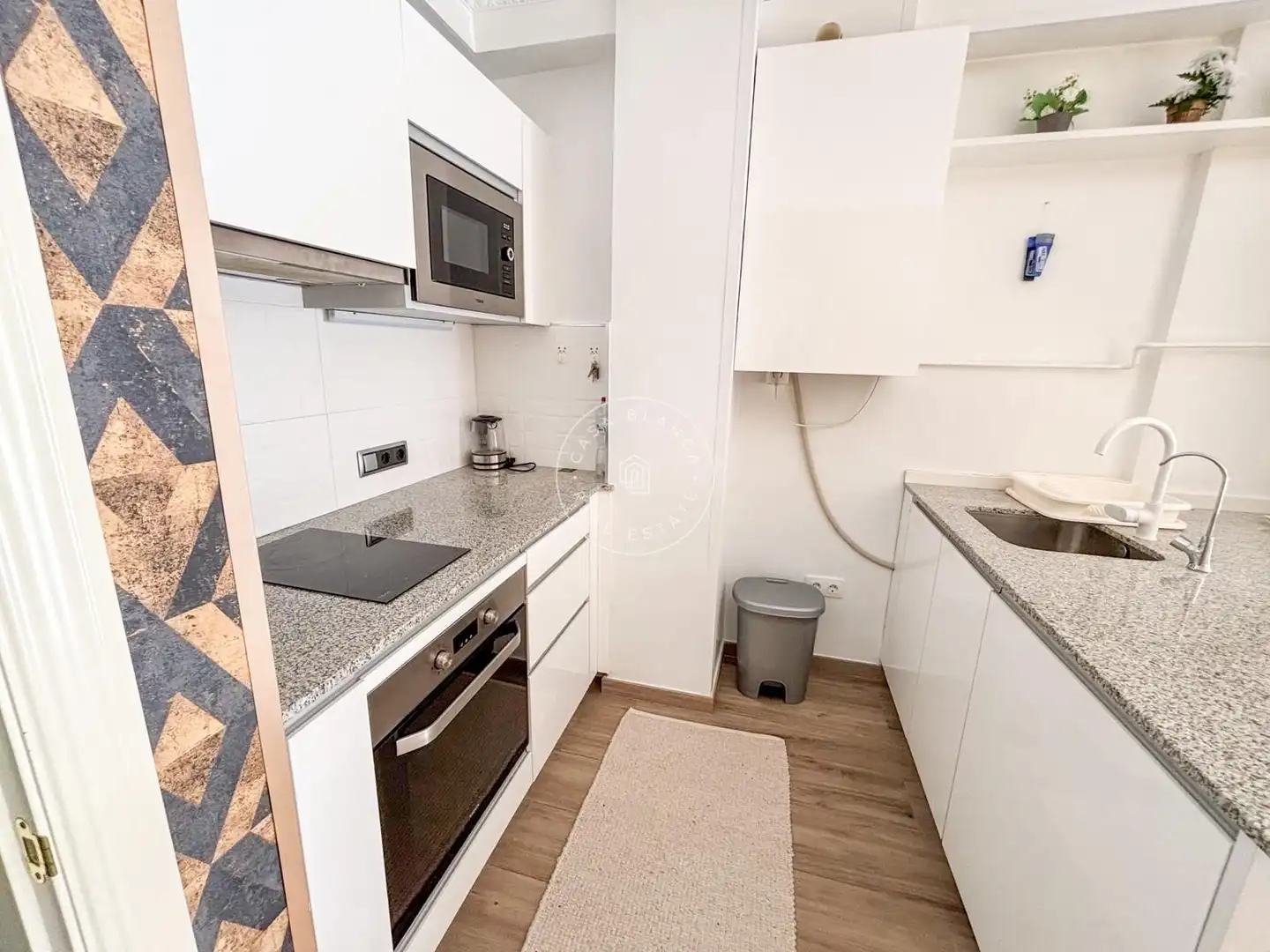 Küche von Wohnung zum Verkauf in Lloret de Mar mit Klimaanlage, Heizung und Terrasse