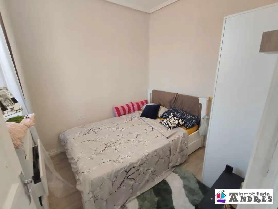Habitación de Piso en venta en Bermeo con Balcón