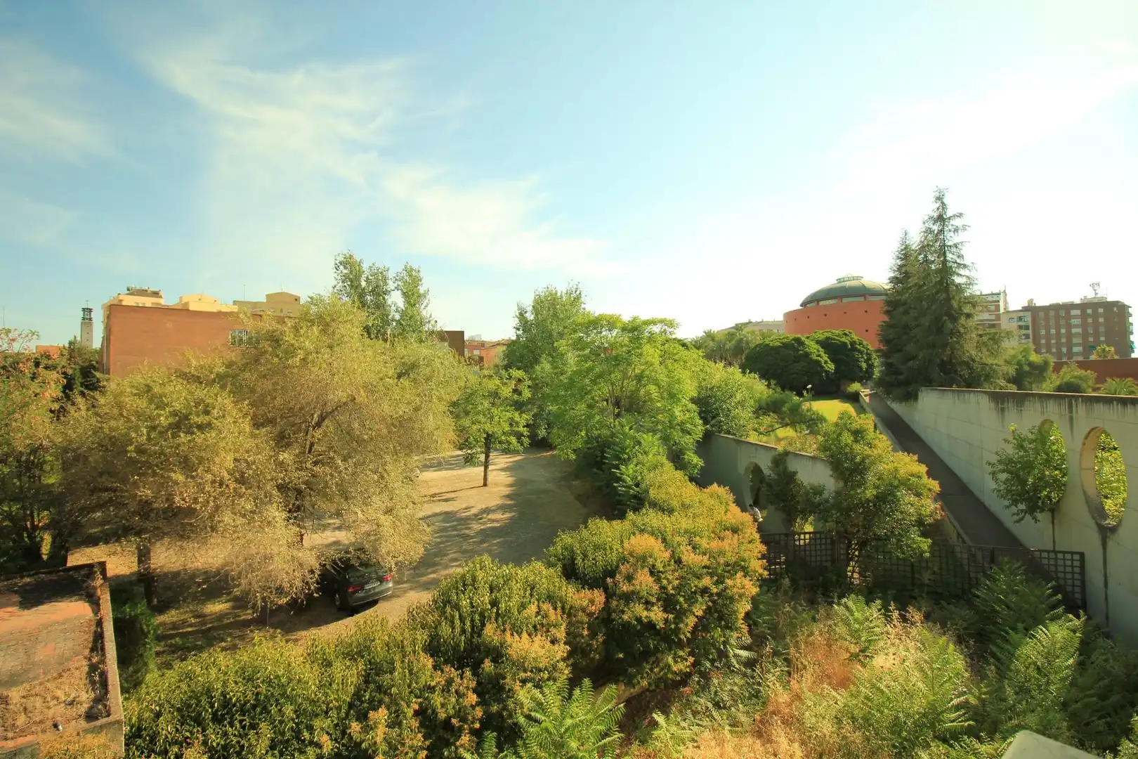 Jardín de Oficina de alquiler en Badajoz con Aire acondicionado