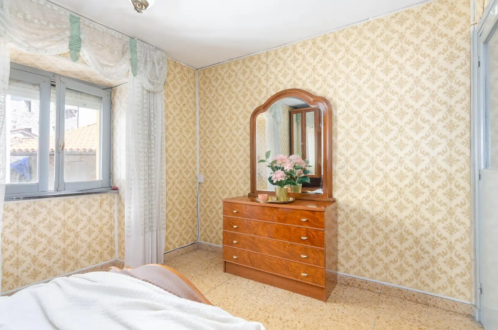 Casa adosada en venta en CIMADEVILLA, 28, Tineo