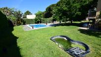 Piscina de Casa o xalet en venda en Villaviciosa de Odón amb Aire condicionat, Calefacció i Jardí privat