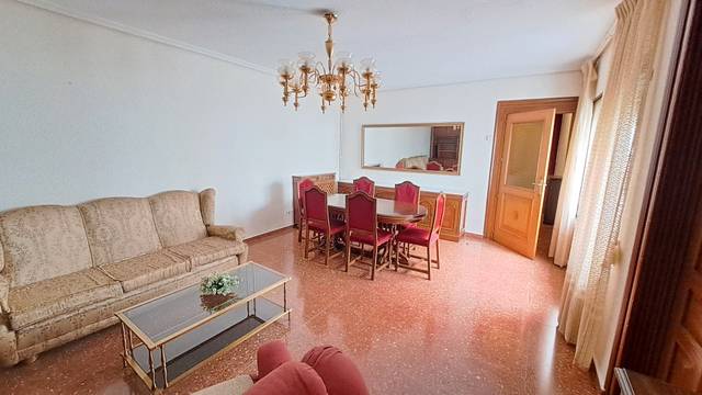 Piso en Venta en Plaza Mayor en Casco Antiguo