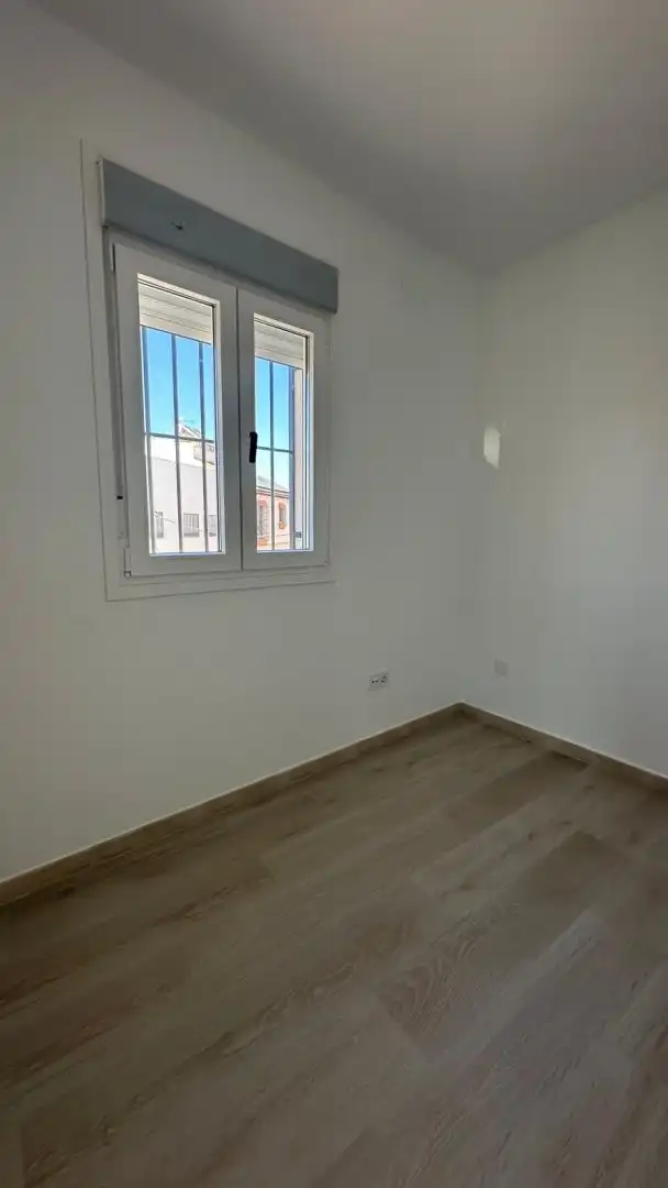 Habitación de Piso de alquiler en Valencina de la Concepción con Aire acondicionado, Calefacción y Terraza