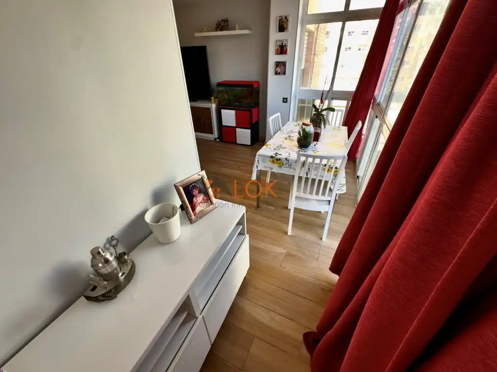 Sala d'estar de Pis en venda en Málaga amb Aire condicionat i Terrassa