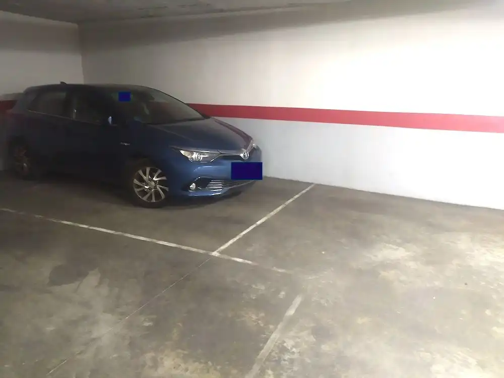 Aparcament de Garatge en venda en Málaga amb Alarma