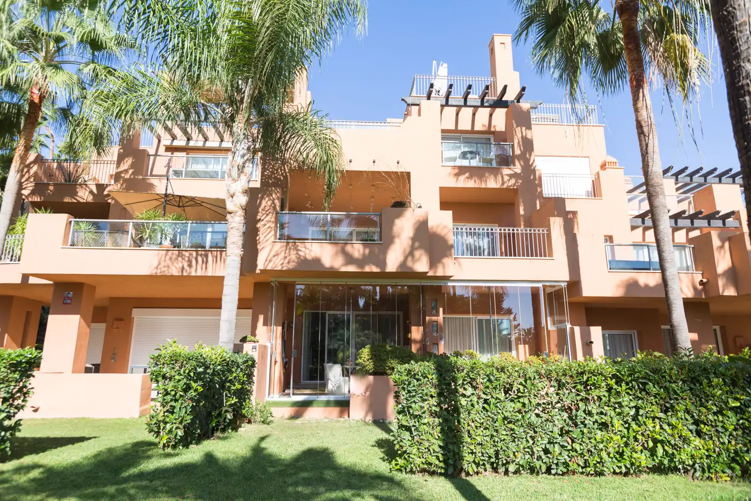 Wohnung mit Pool zum Verkauf in Nueva Andalucía, imagen 3