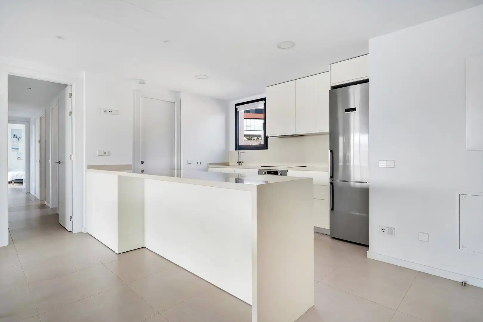 Cuina de Apartament en venda en Fuengirola amb Aire condicionat, Jardí privat i Terrassa