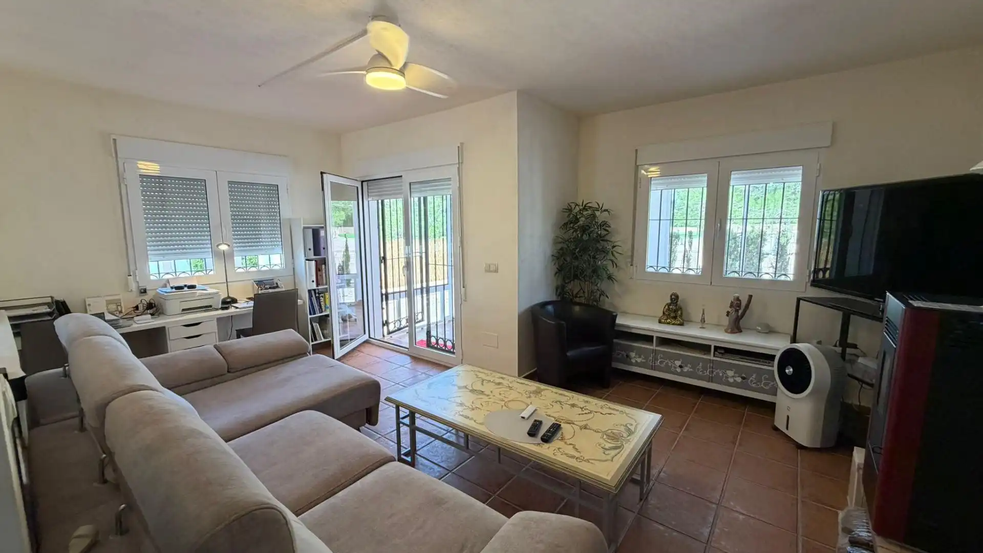 Sala de estar de Casa o chalet en venta en Fuente Álamo de Murcia con Piscina comunitaria