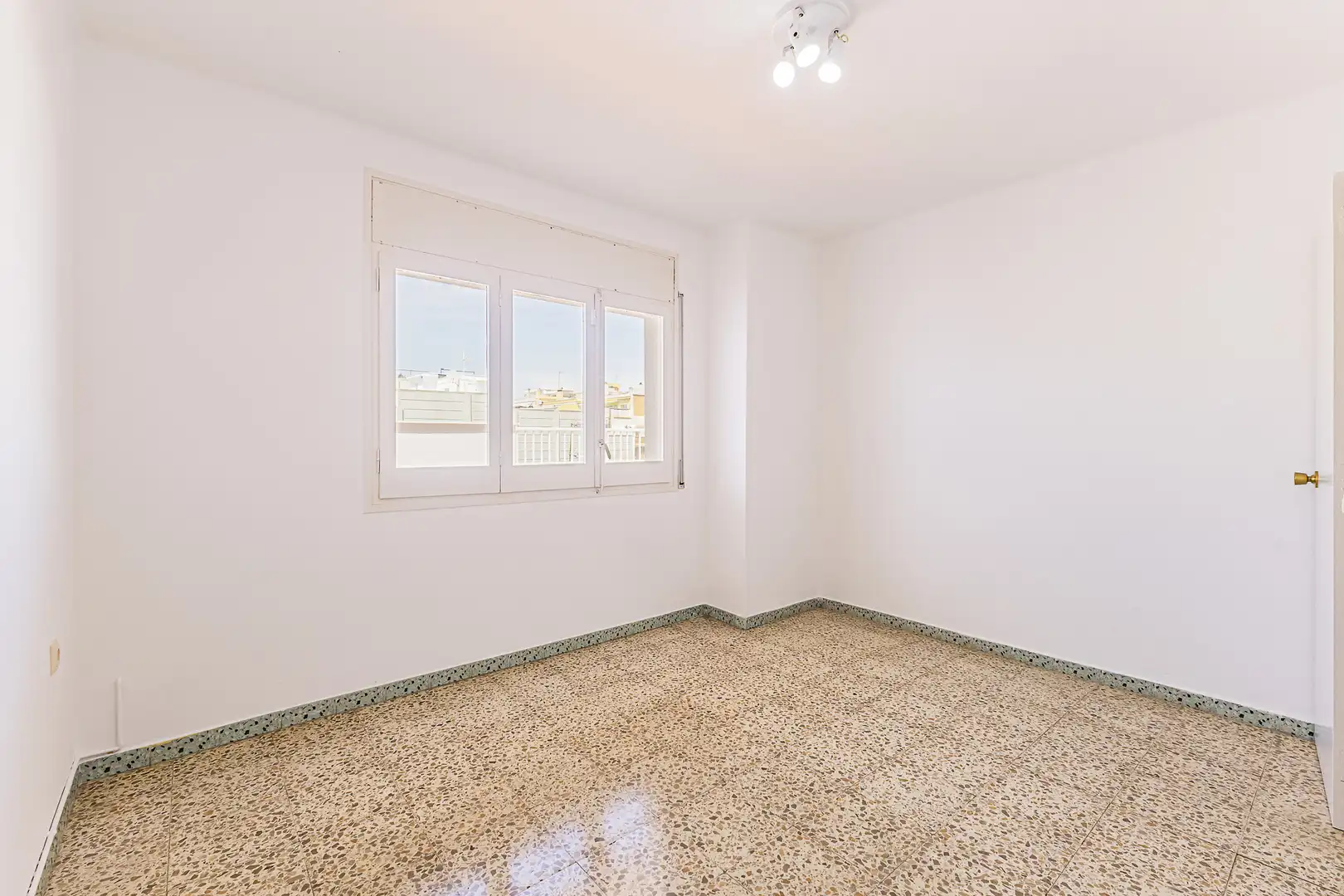 Bedroom of Flat for sale in Sant Boi de Llobregat  with Heating, Terrace and Balcony