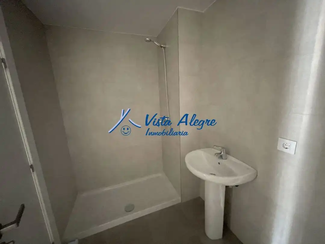Bathroom of Apartments for sale in Haro  with Heating, Parquet flooring and Storage room