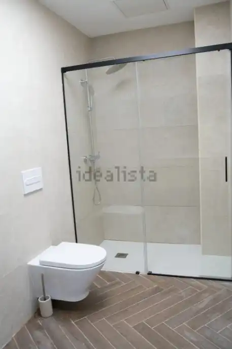 Baño de Estudio de alquiler en Sagunto / Sagunt con Aire acondicionado, Amueblado y Horno